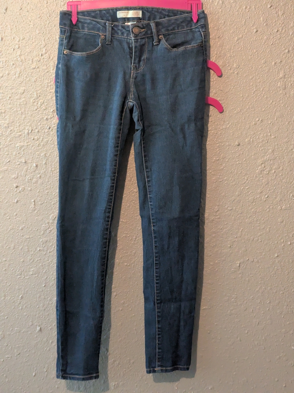 Sz 12/31 Classic Dark Blue Skinny Jeans